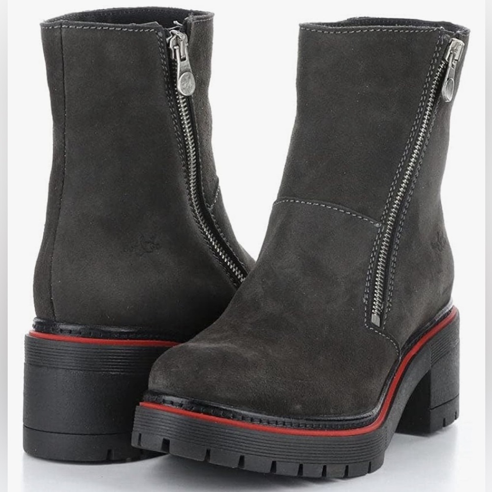 Bos. & Co. Women's ZAP Zip Up Ankle Boot